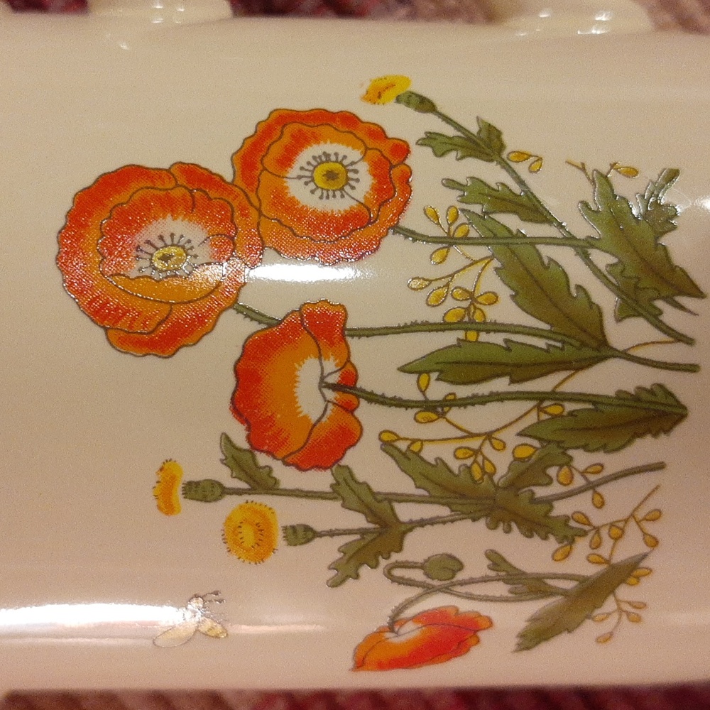 💕FREE WITH ANY PURCHASE OVER $20💕Vintage mug with picture of wild flowers - Picture 5 of 6